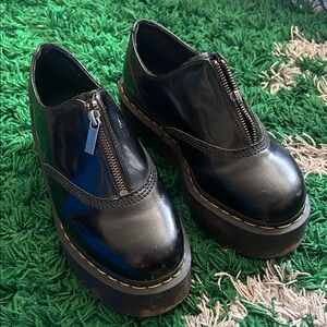 Dr. Martens Platform Shoes in Black Platform Shoes with Zipper